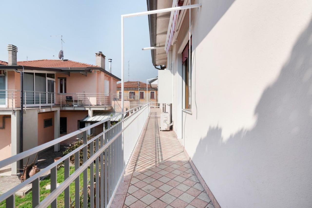 Santa Rita Roomy Apartments Padova Exterior photo